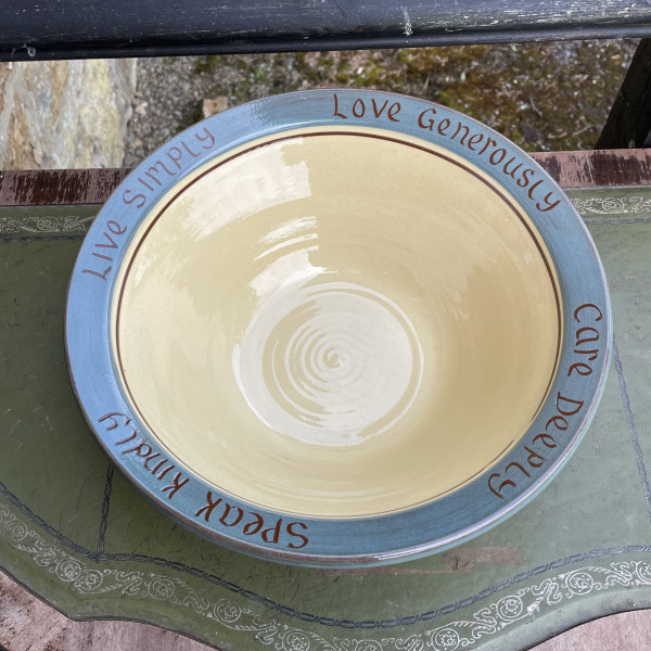 Live Simply Bowl